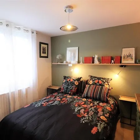 Apartment Aurillac, 3 Pieces, 4 Personnes - Fr-1-742-509 Aurillac